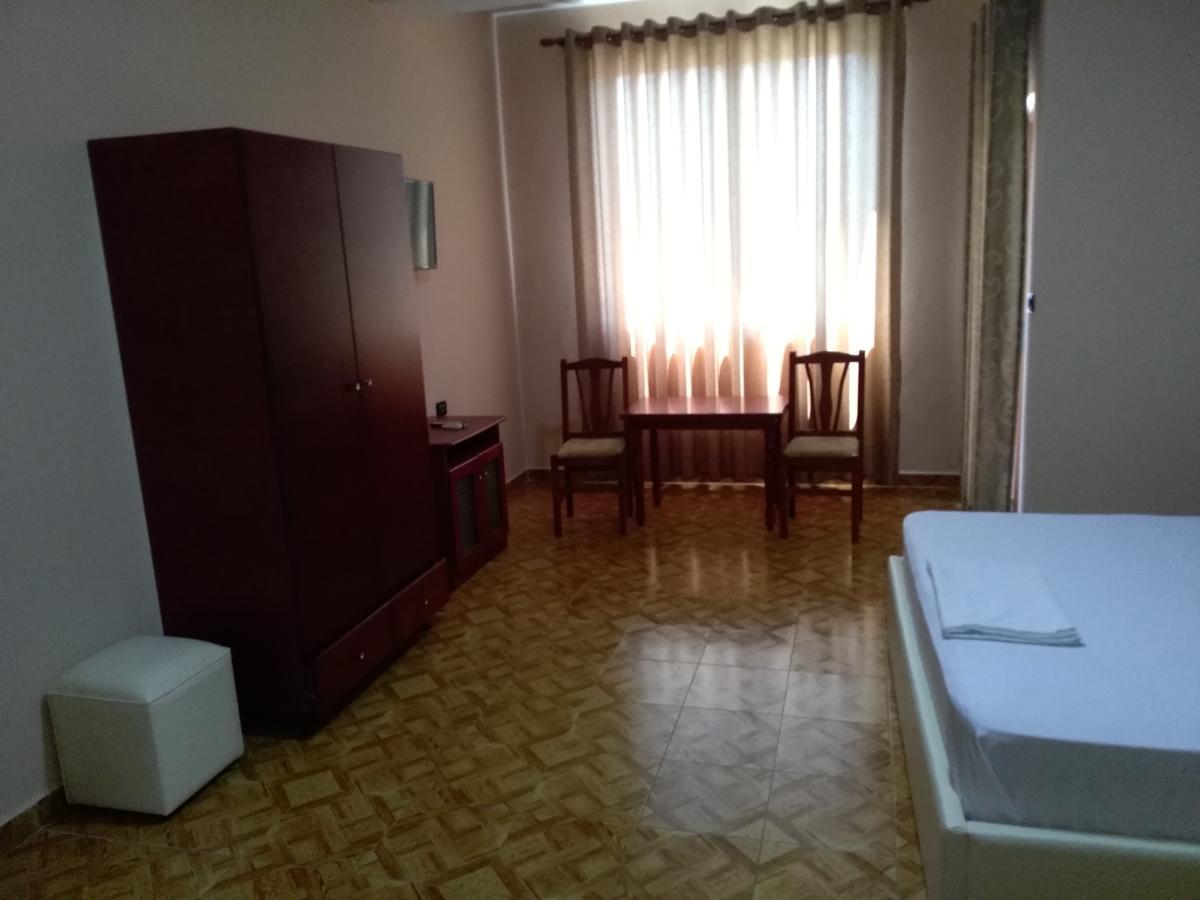 Hotel Gjeli Fier Luaran gambar