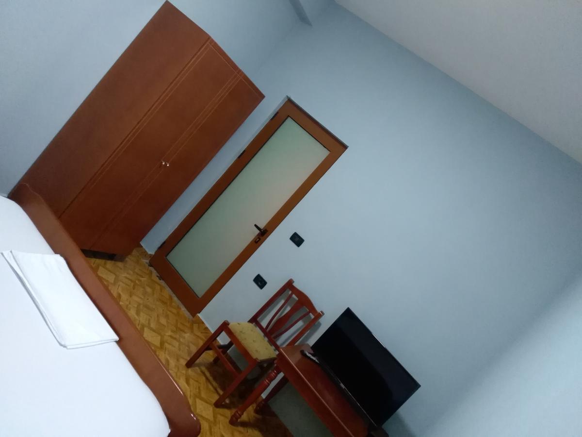 Hotel Gjeli Fier Luaran gambar