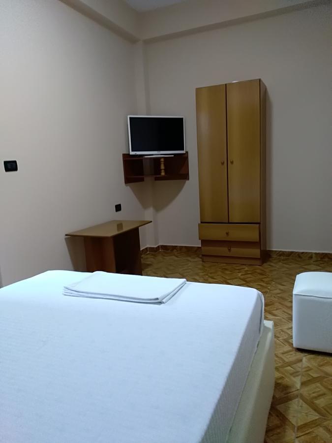 Hotel Gjeli Fier Luaran gambar